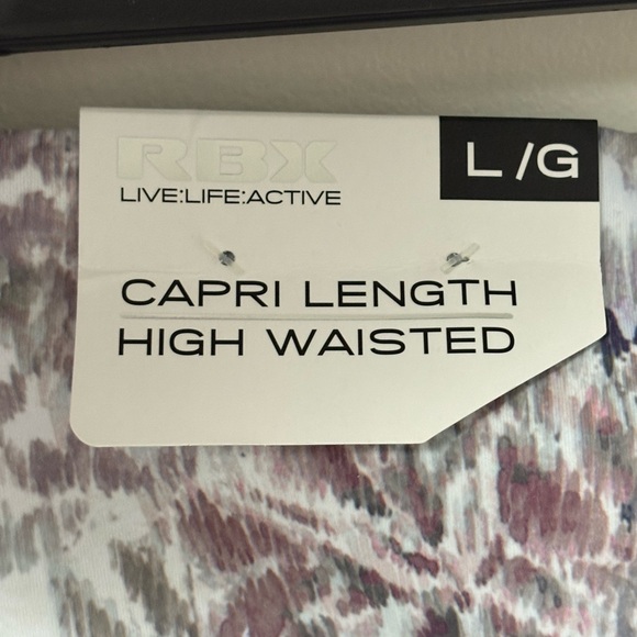 Fabletics Sports bra & RBX High Waisted Capri Leggings - Purple and Gray Pattern - Picture 5 of 6